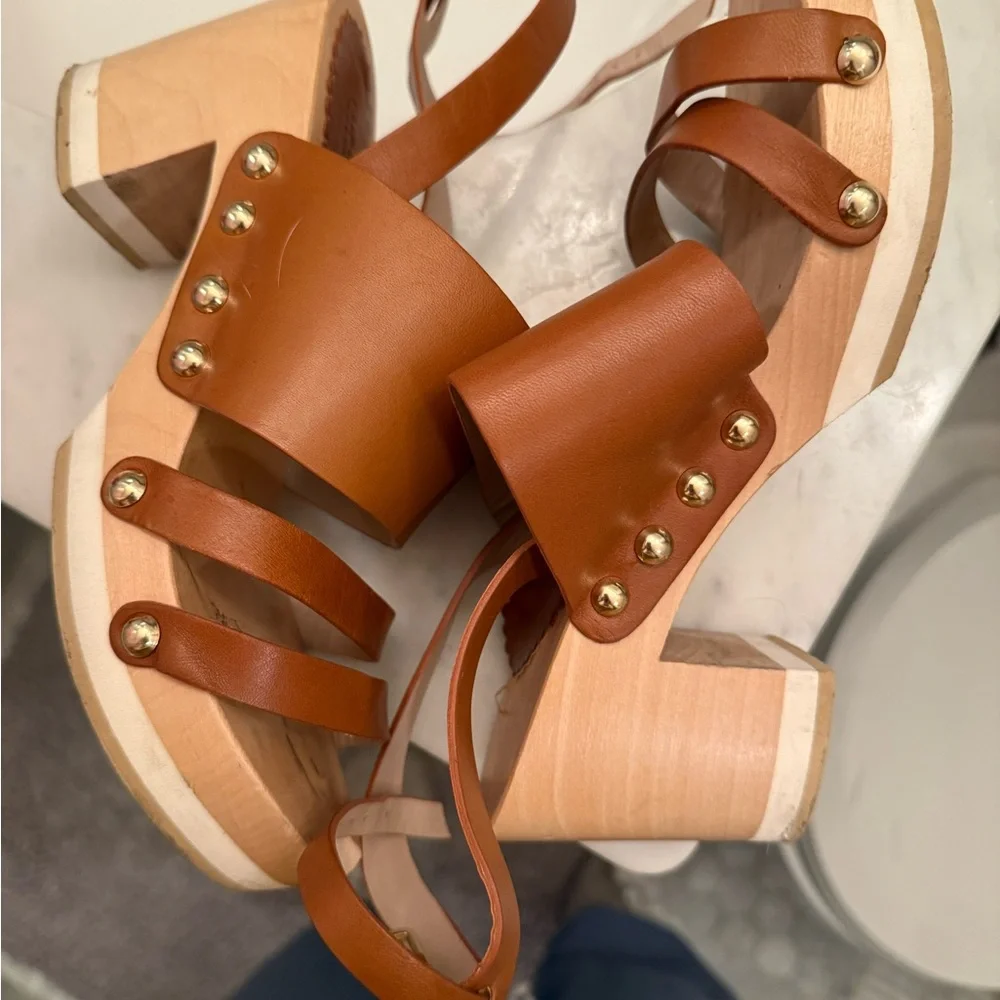 furla sandals worn 1x - Picture 2 of 3